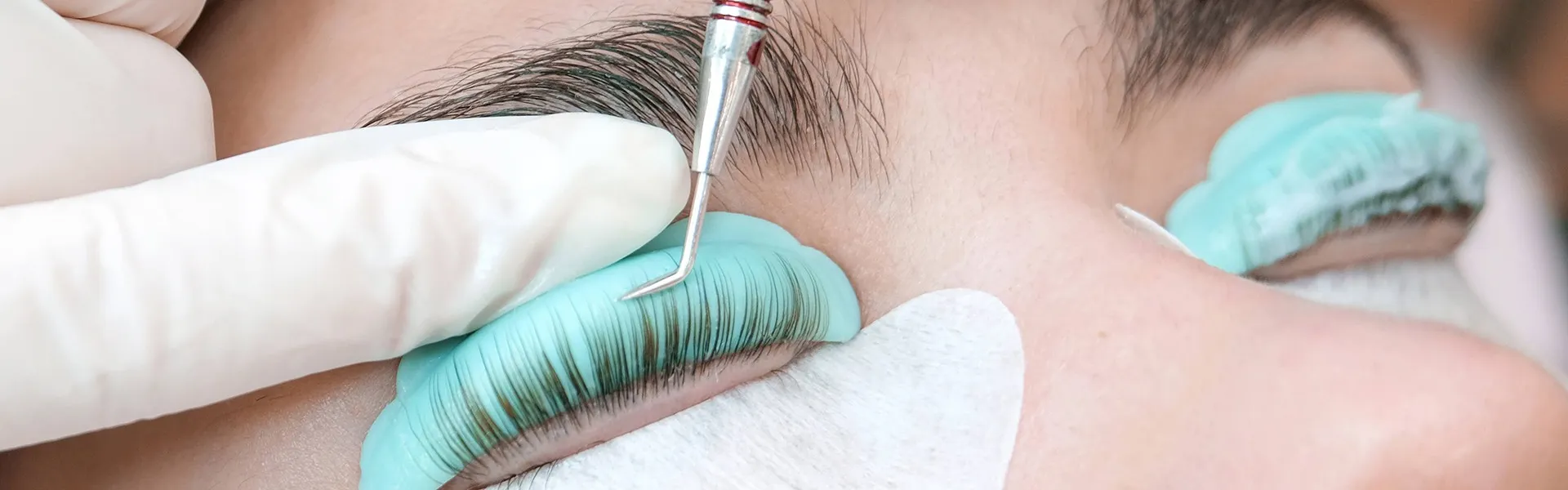 ダメージレスで長持ち！自然なカールのまつ毛パーマ